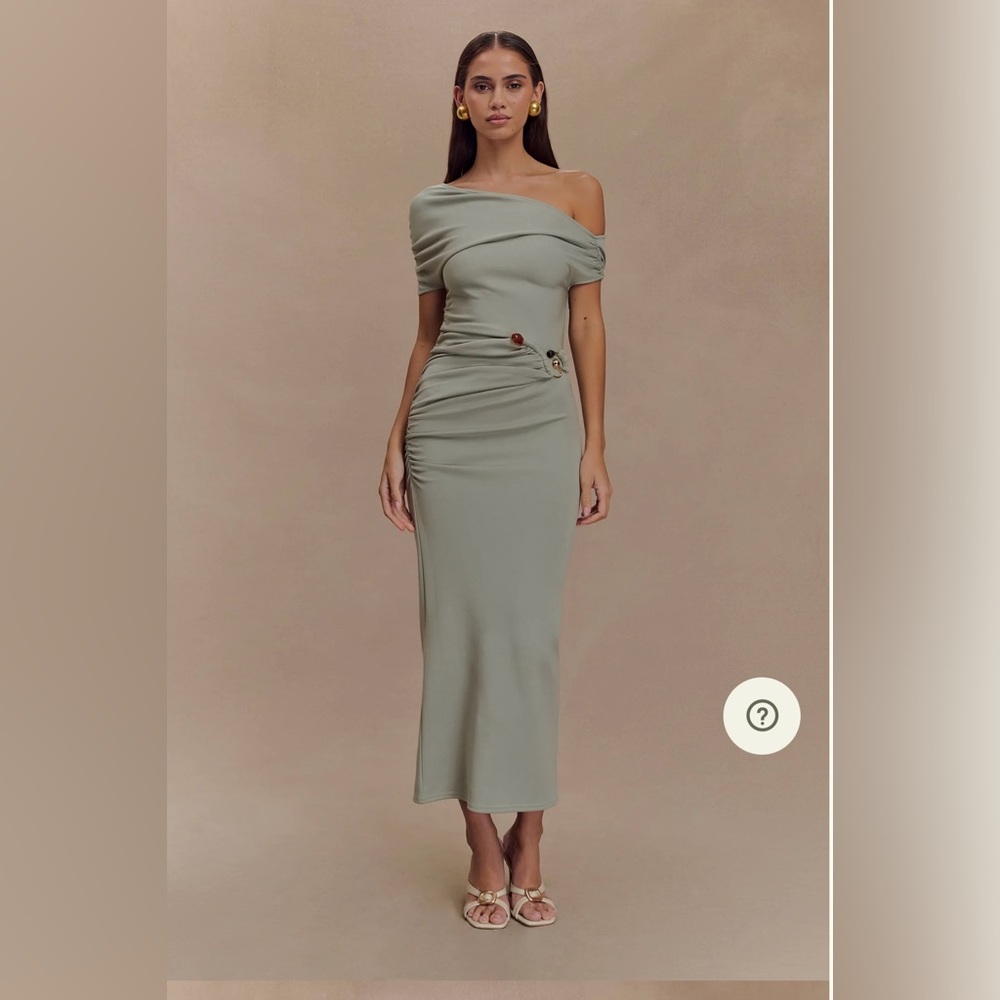 NWT Elegant Off-Shoulder Green Dress